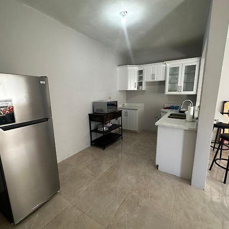 Apartament The Shelton - Sinclair Montego Bay Zewnętrze zdjęcie