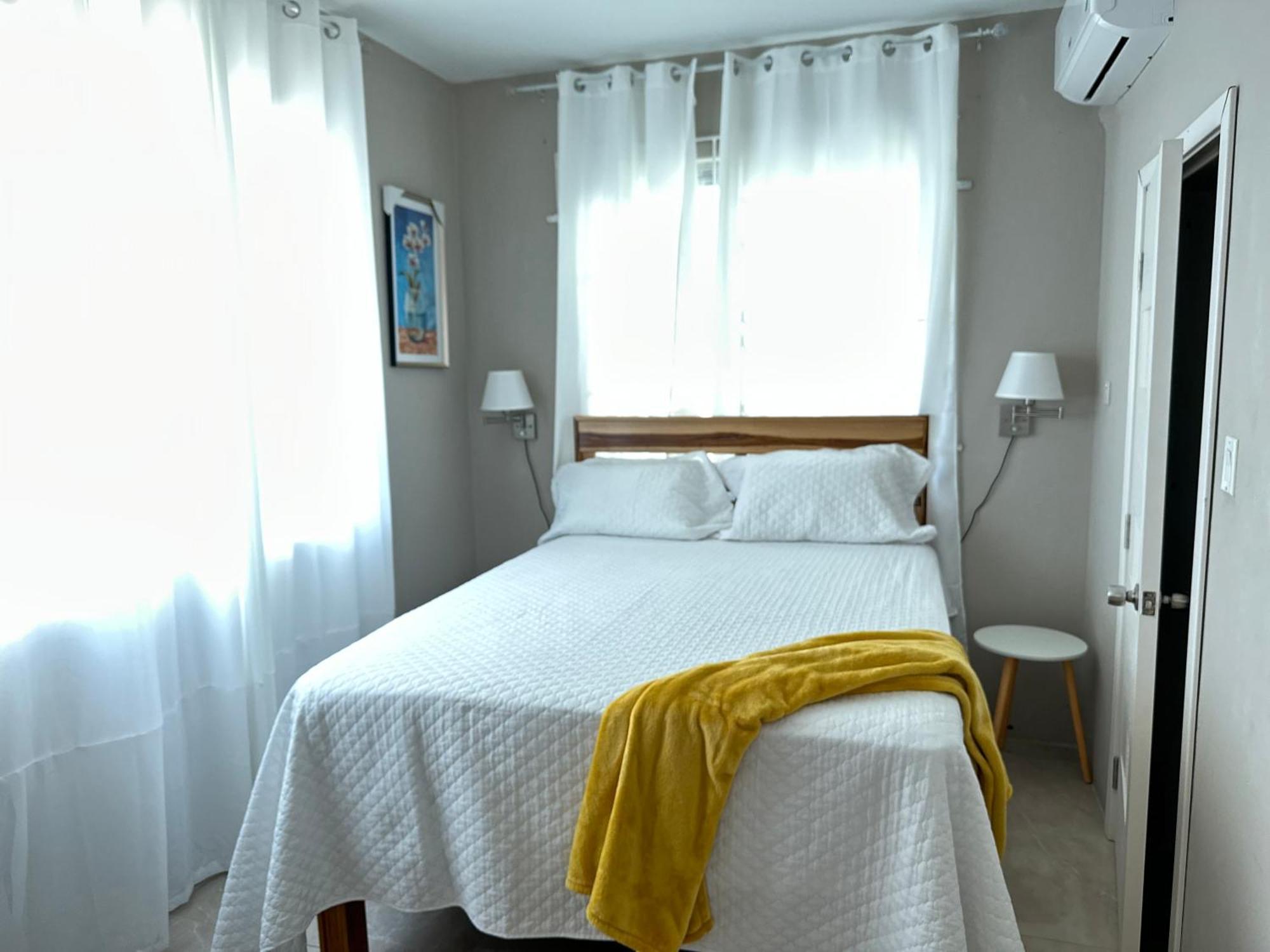 Apartament The Shelton - Sinclair Montego Bay Zewnętrze zdjęcie
